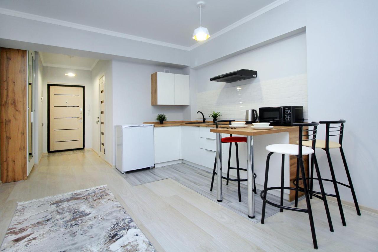 Cozy Studio In The Best Area! 3 Almaty Exterior foto